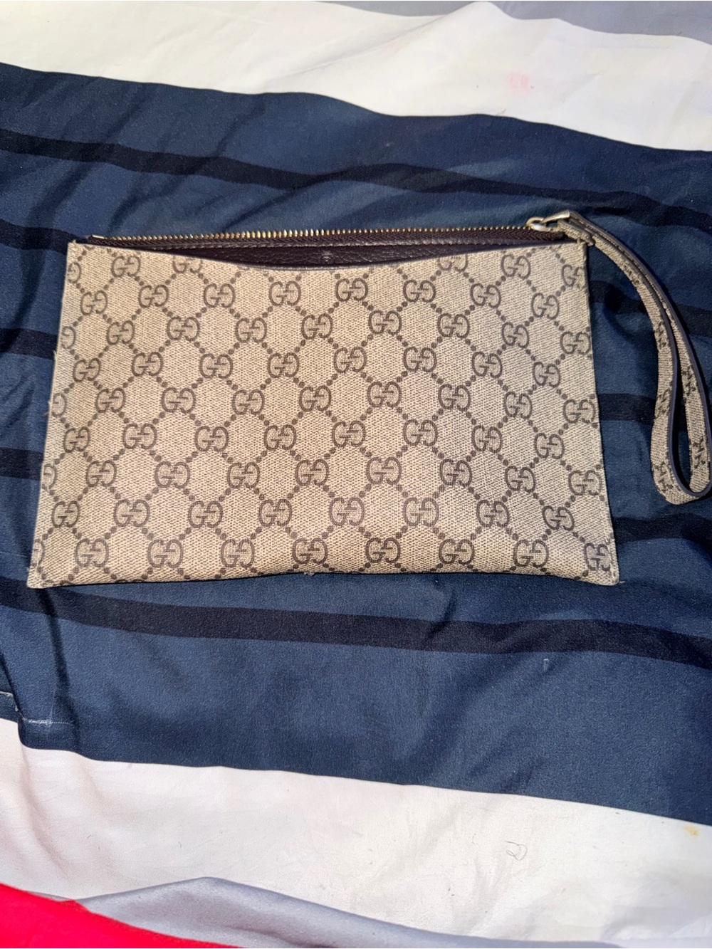Gucci Beige GG Supreme Canvas Wristlet Pouch with Dark Trim